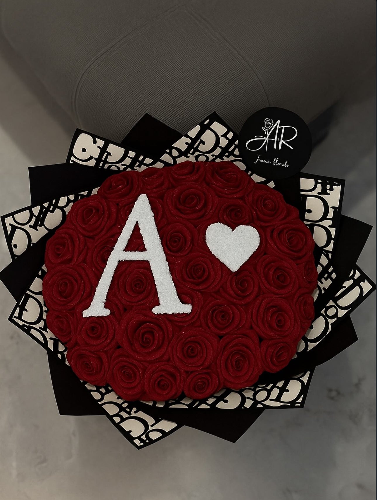 𝐼𝒸𝑜𝓃𝒾𝒸 𝒻𝑜𝓇𝑒𝓋𝑒𝓇